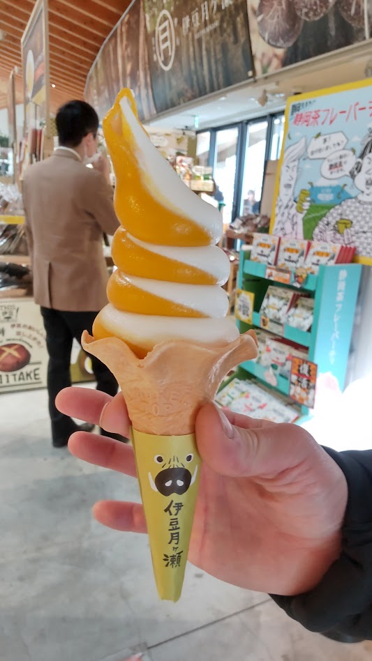 かぼちゃとミルクのソフト２０２５１２１０